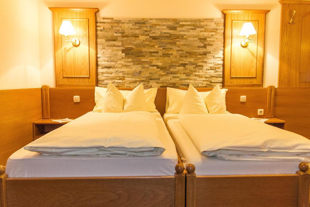 Gasthaus-Hotel Faltermaier Eicherloh Chambre photo
